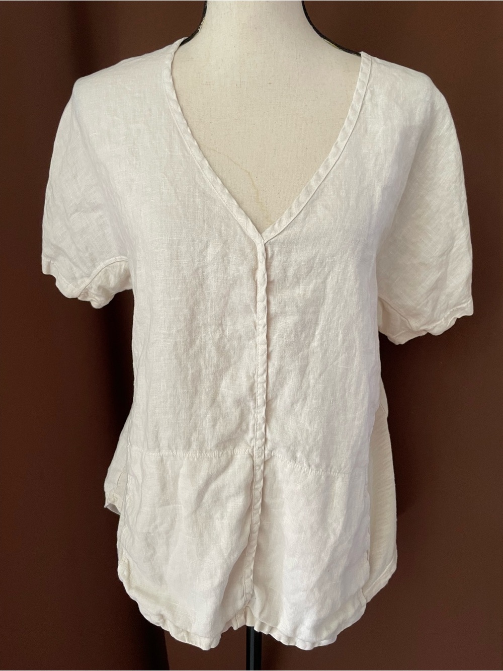XCVI 100% linen short-sleeve V neck boho top stretch side panels pockets S